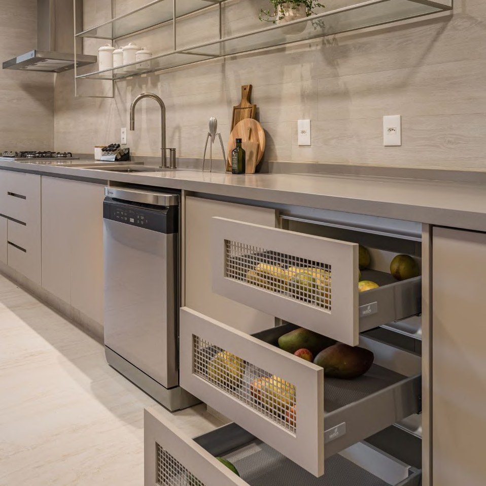 Kitchen drawers